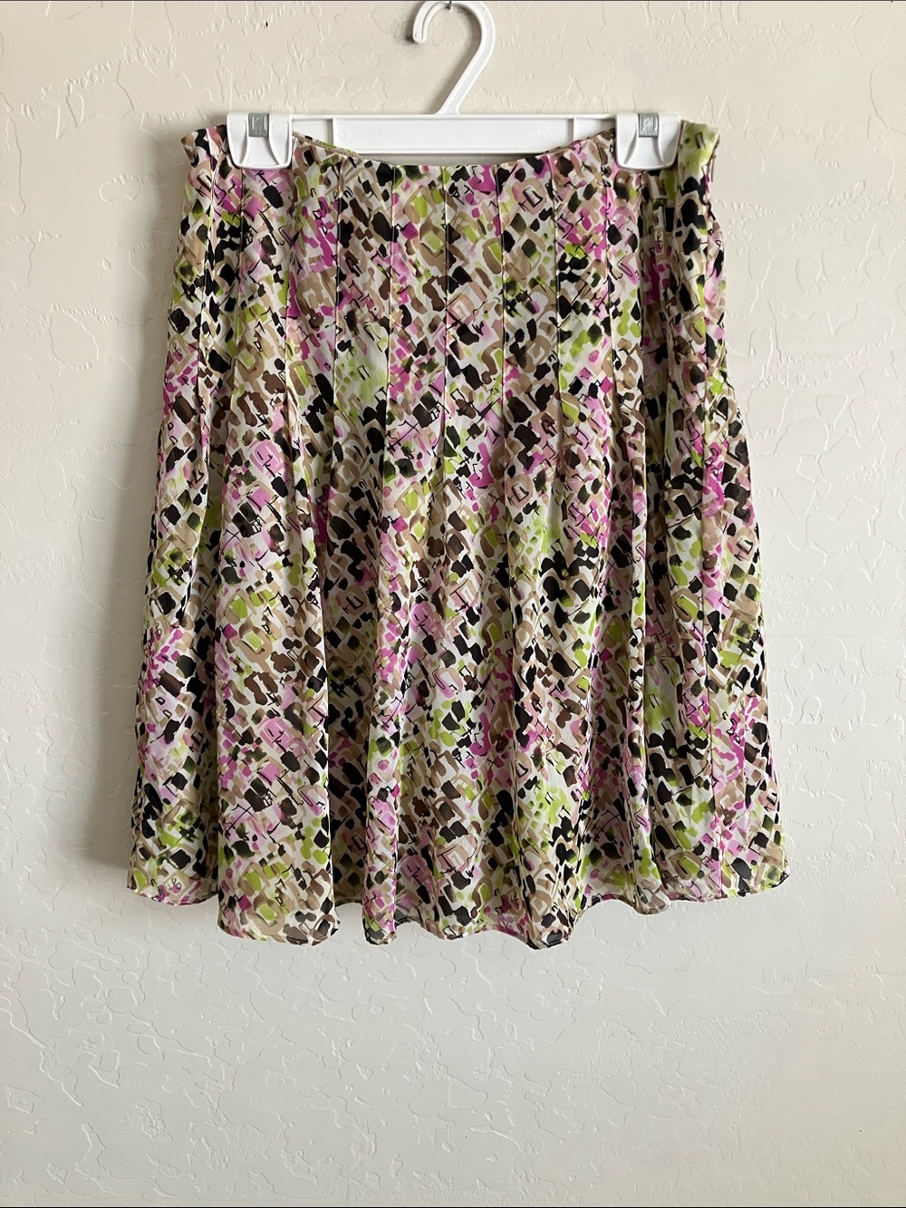 Liz Claiborne Petite P8 A‑Line Pleated Abstract Print Skirt Knee Length